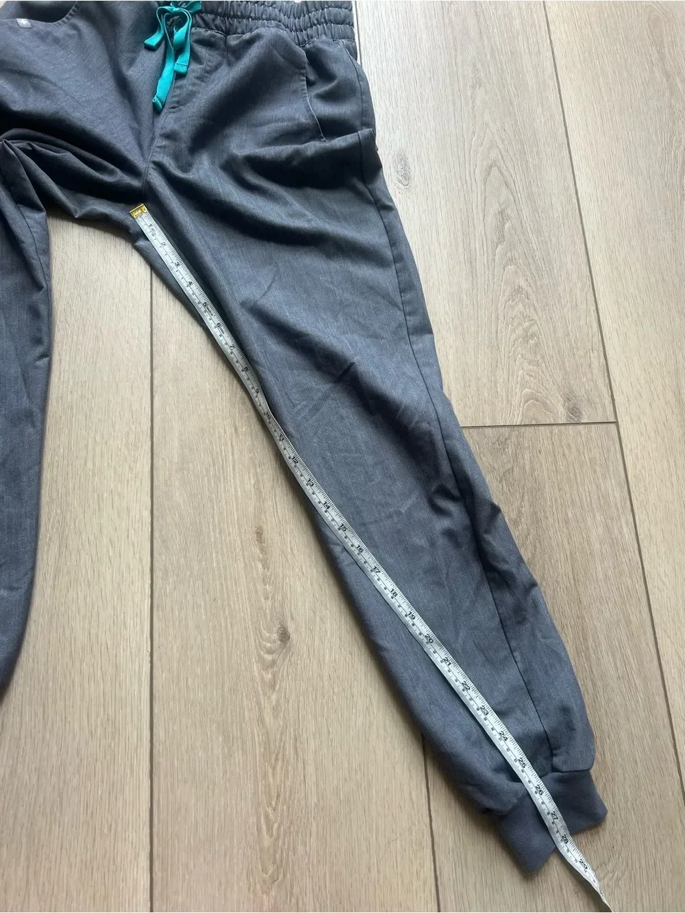 Figs Technical Collection Zamora Jogger Scrub Pants in Graphite Grey Size XS
